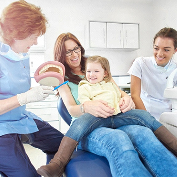 mother taking young daughter to get dental sealants in Royse City 